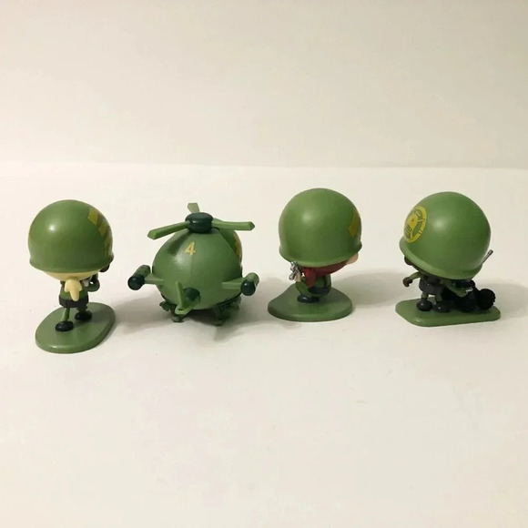 MGA Entertainment Mix Lot of 16 Awesome Little  Green Men Figure Toys Dog Tags - Picture 7 of 16